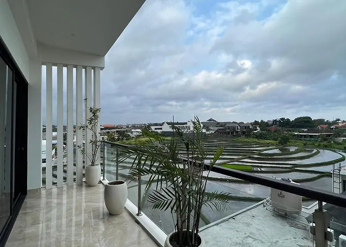 Penthouse Berawa - *
