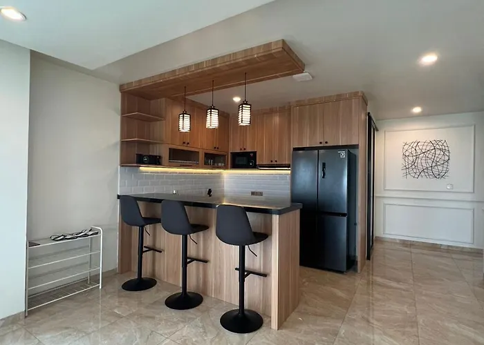 Penthouse Berawa - *